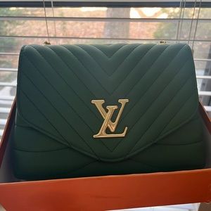 Luis Vuitton M58664